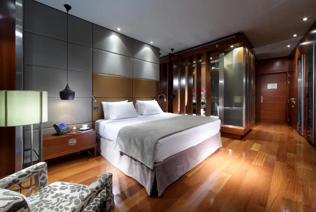 Eurostars Madrid Tower - Hotell Kalamata