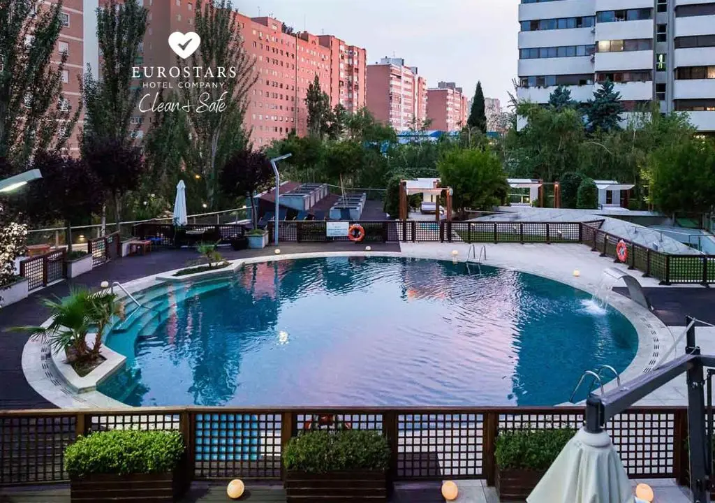 Eurostars Suites Mirasierra - Hotell Kalamata