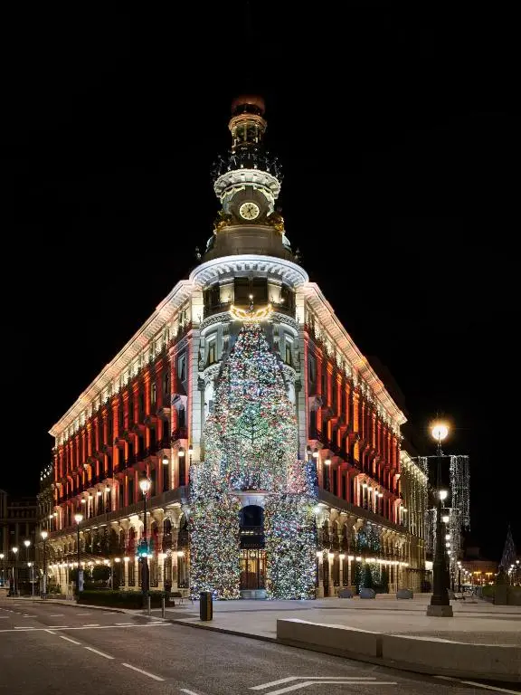Four Seasons Hotel Madrid - Hotell Kalamata