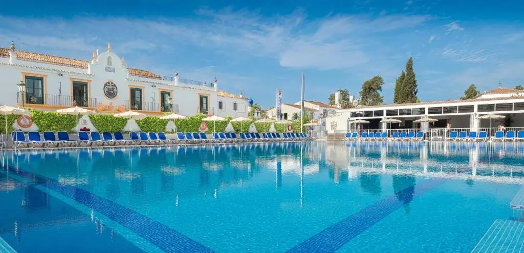 Globales Pueblo Andaluz - Hotell Kalamata
