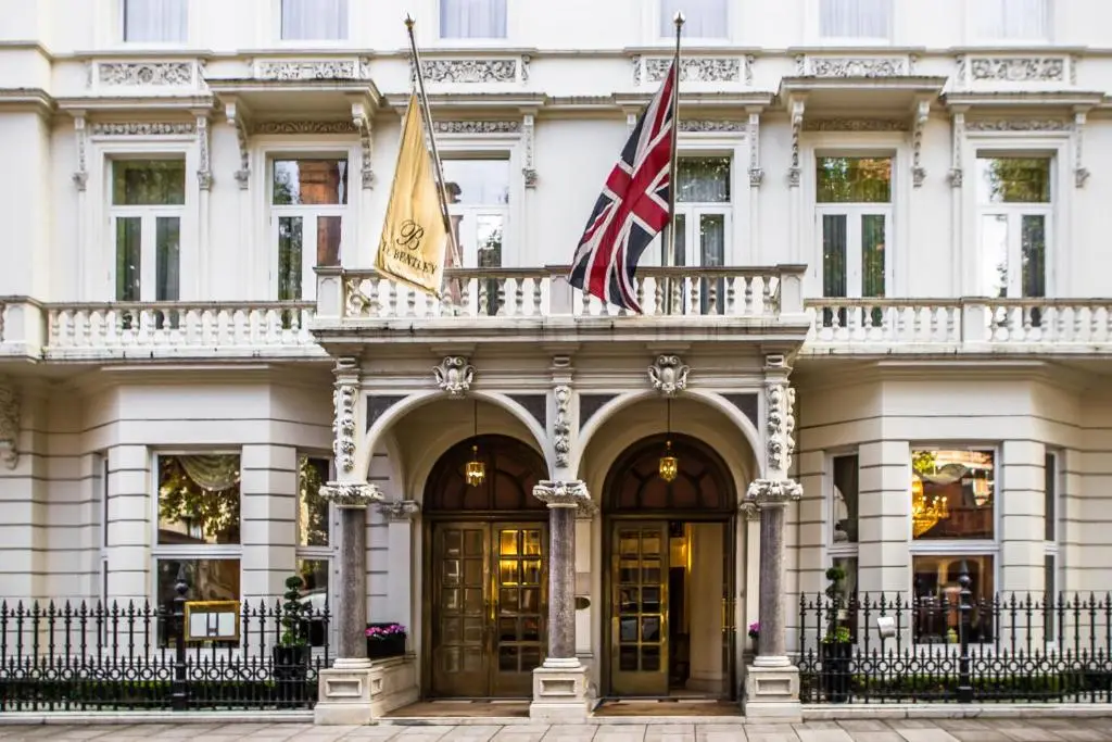 Bentley London - 27-33 Harrington Gardens, Kensington och Chelsea, London, SW7 4JX, Storbritannien