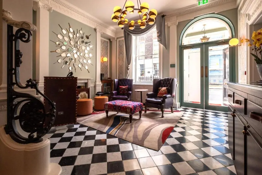Home Grown Club - 44 Great Cumberland Place, Westminster, London, W1H 7BS, Storbritannien