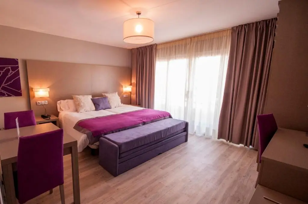Hotel El Faro Marbella - Hotell Kalamata