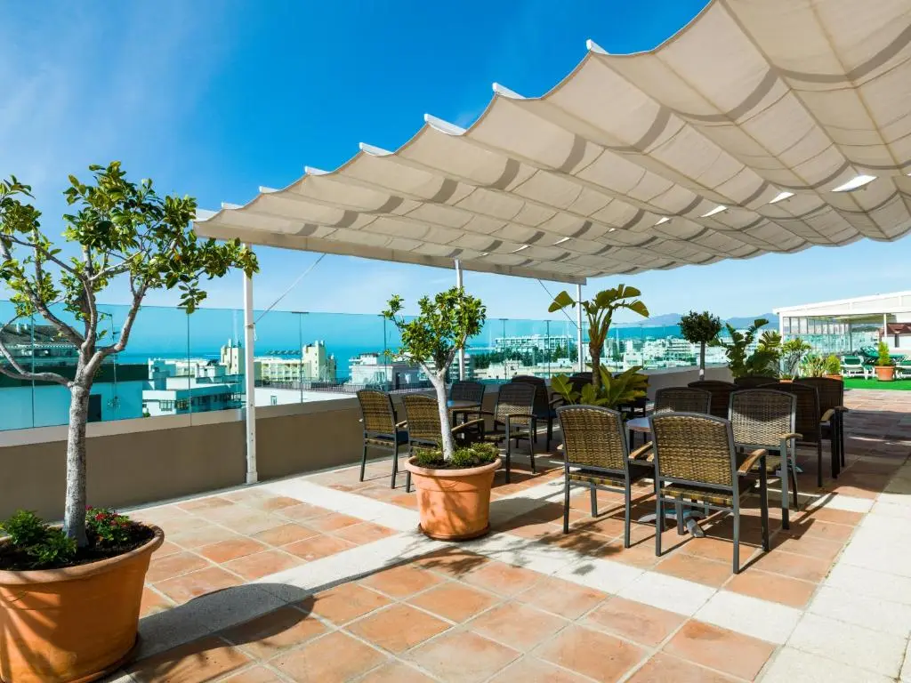 Hotel Monarque El Rodeo - Hotell Kalamata