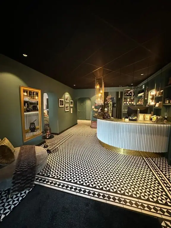 Hotell Onyxen - Hotell Kalamata