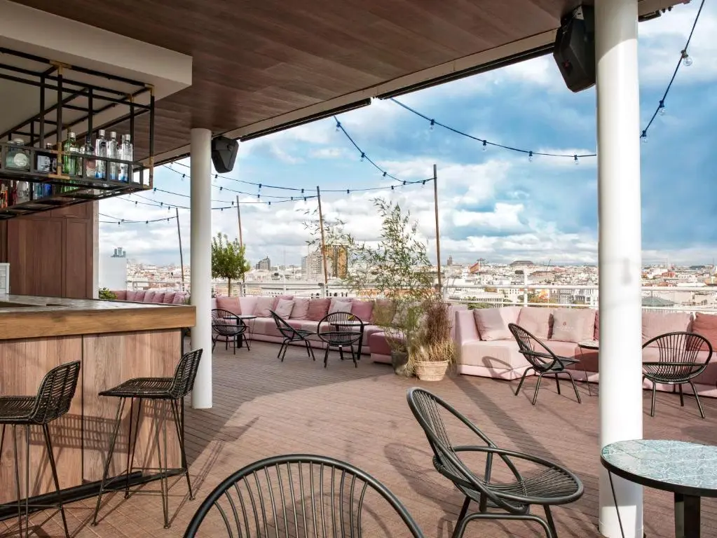 NH Collection Madrid Suecia - Hotell Kalamata