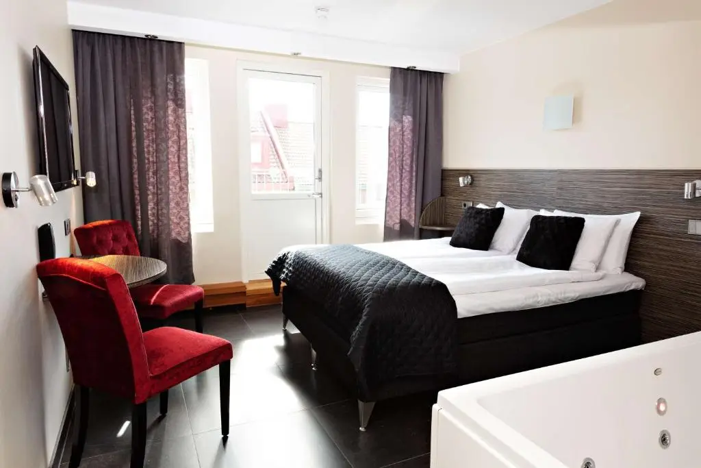 Sure Hotel by Best Western Arena - Hotell Kalamata